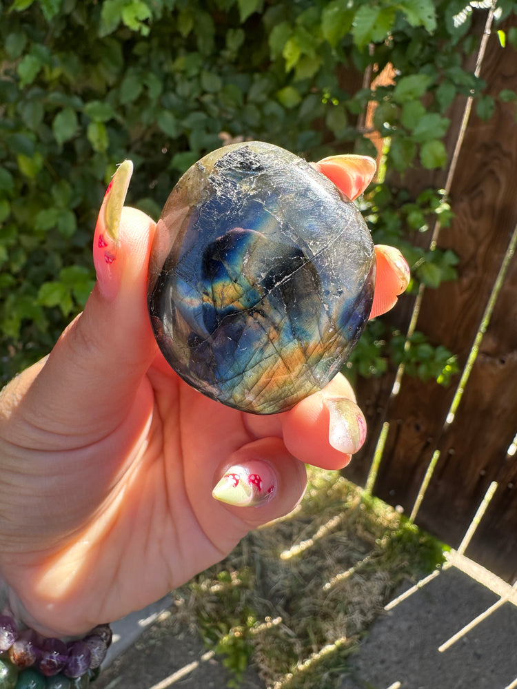 Labradorite Palmstone