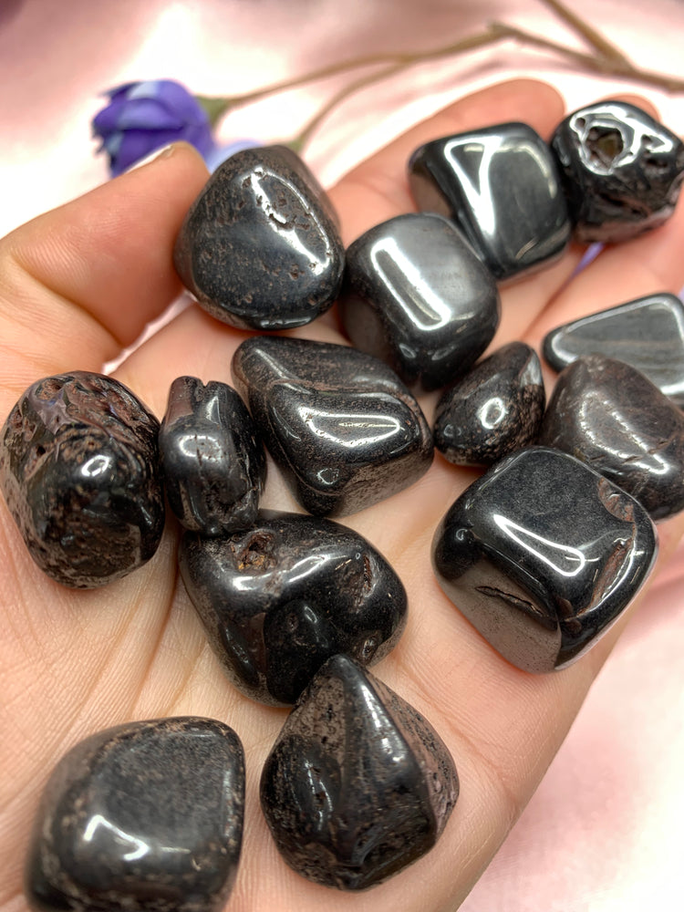 Hematite tumble