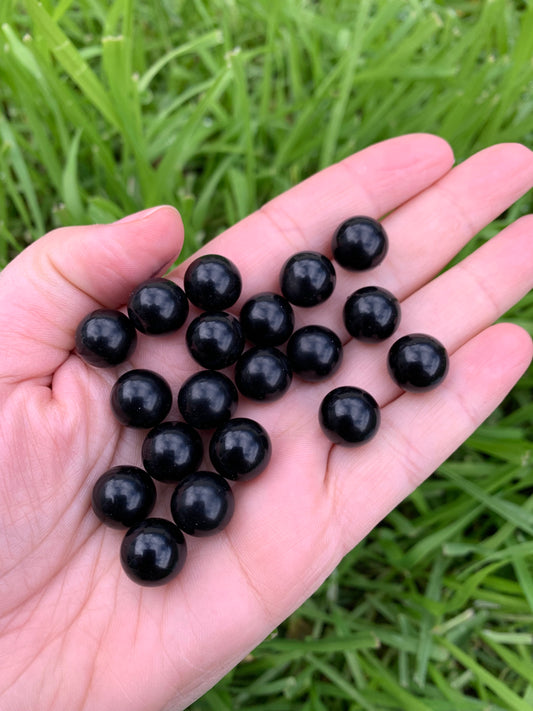 Obsidian mini spheres (comes with 5)