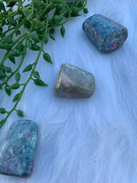 Ruby in Fuchsite tumble